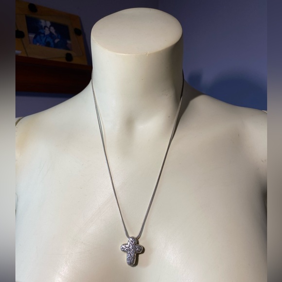 Bob Sieman Design Sterling Silver Cross Necklace - Picture 2 of 11